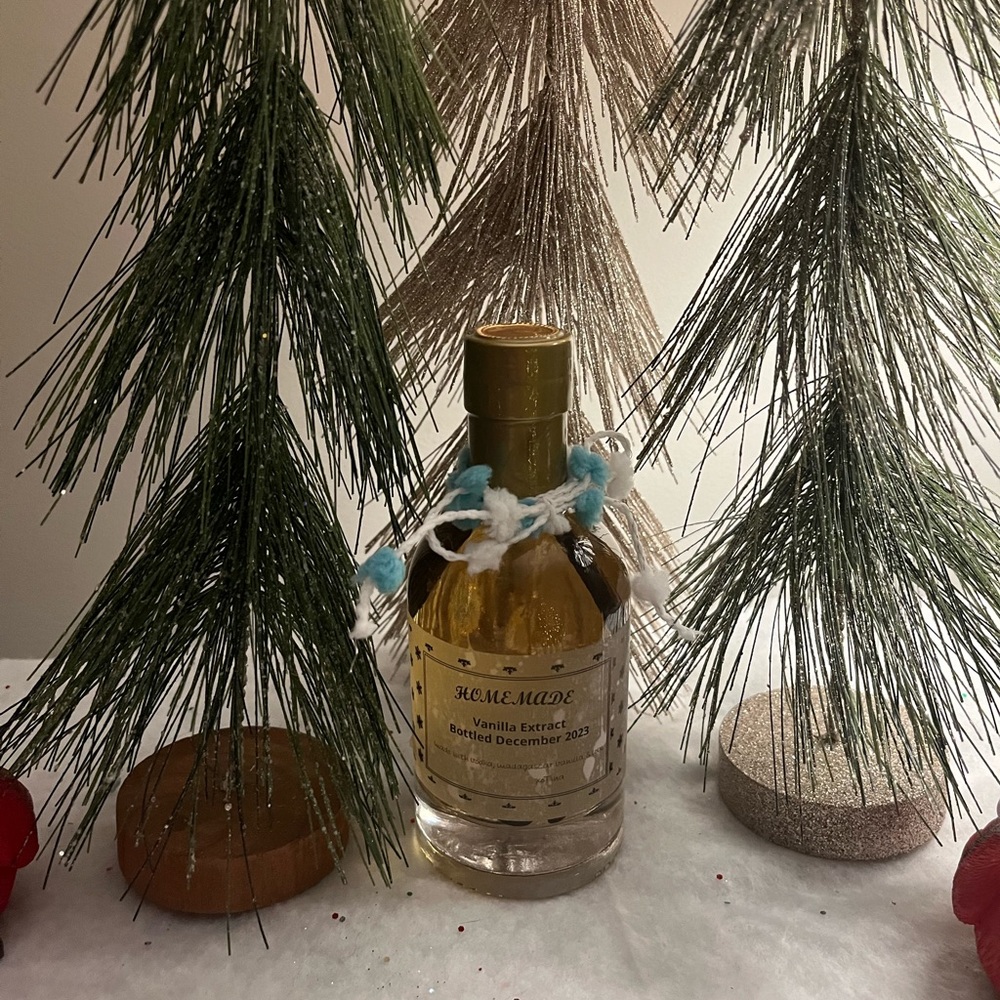 Homemade vanilla extract